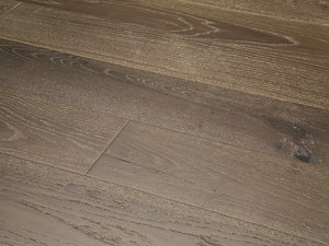 European White Oak Meerkat
